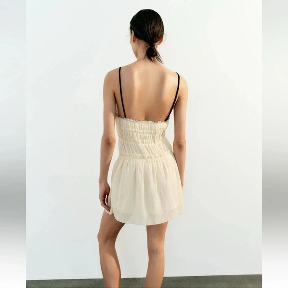 ZARA LITTLE BOW ECRU TEXTURED DRESS - Picture 6 of 11